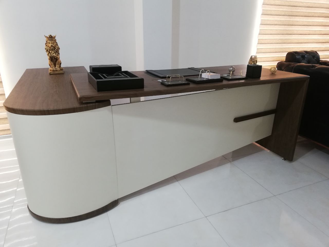 میز مدیریت وکیوم کد M110